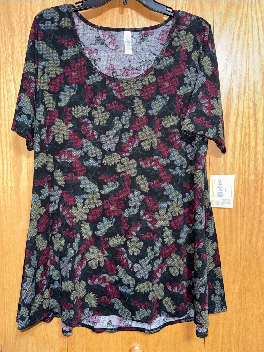 LuLaRoe Perfect T Scoop Neck Tunic - Black with Burgundy & Olive
